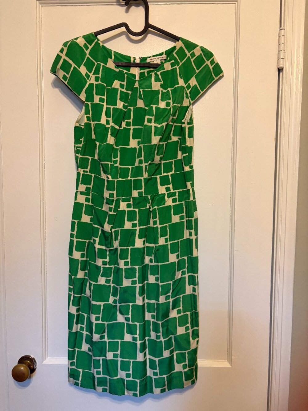 Banana Republic Green and White silk dress